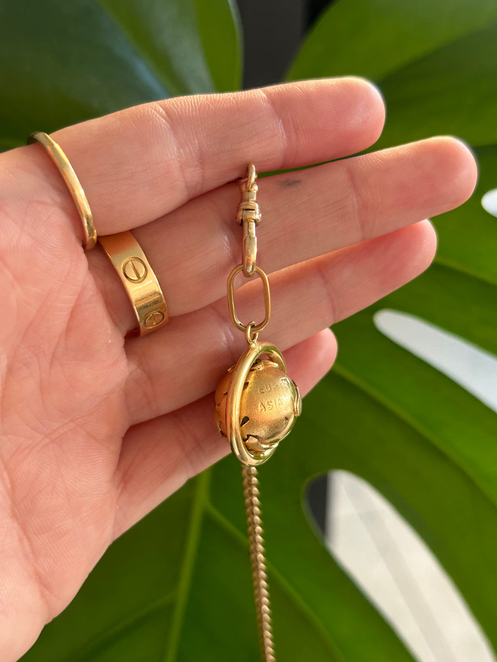 Spinning Globe Charm