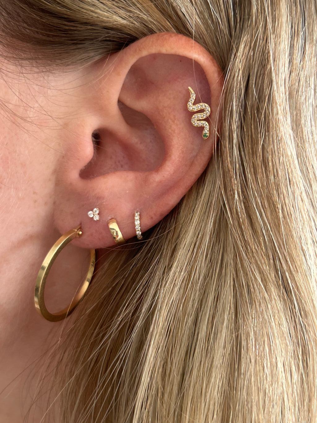 Square Edge Medium Hoops