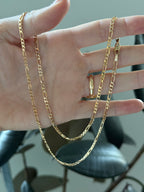 Solid Classic Figaro Chain