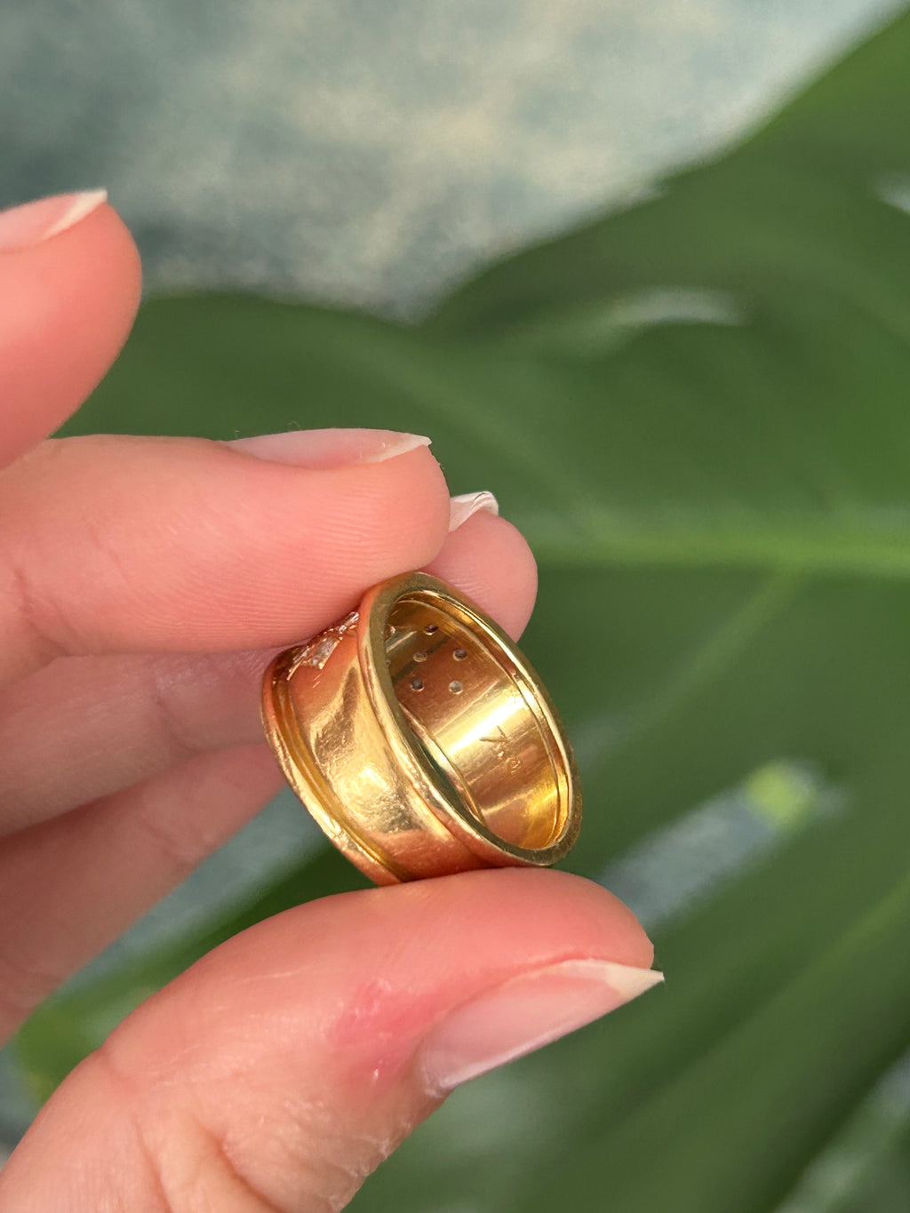 Diamond Sapphire Band
