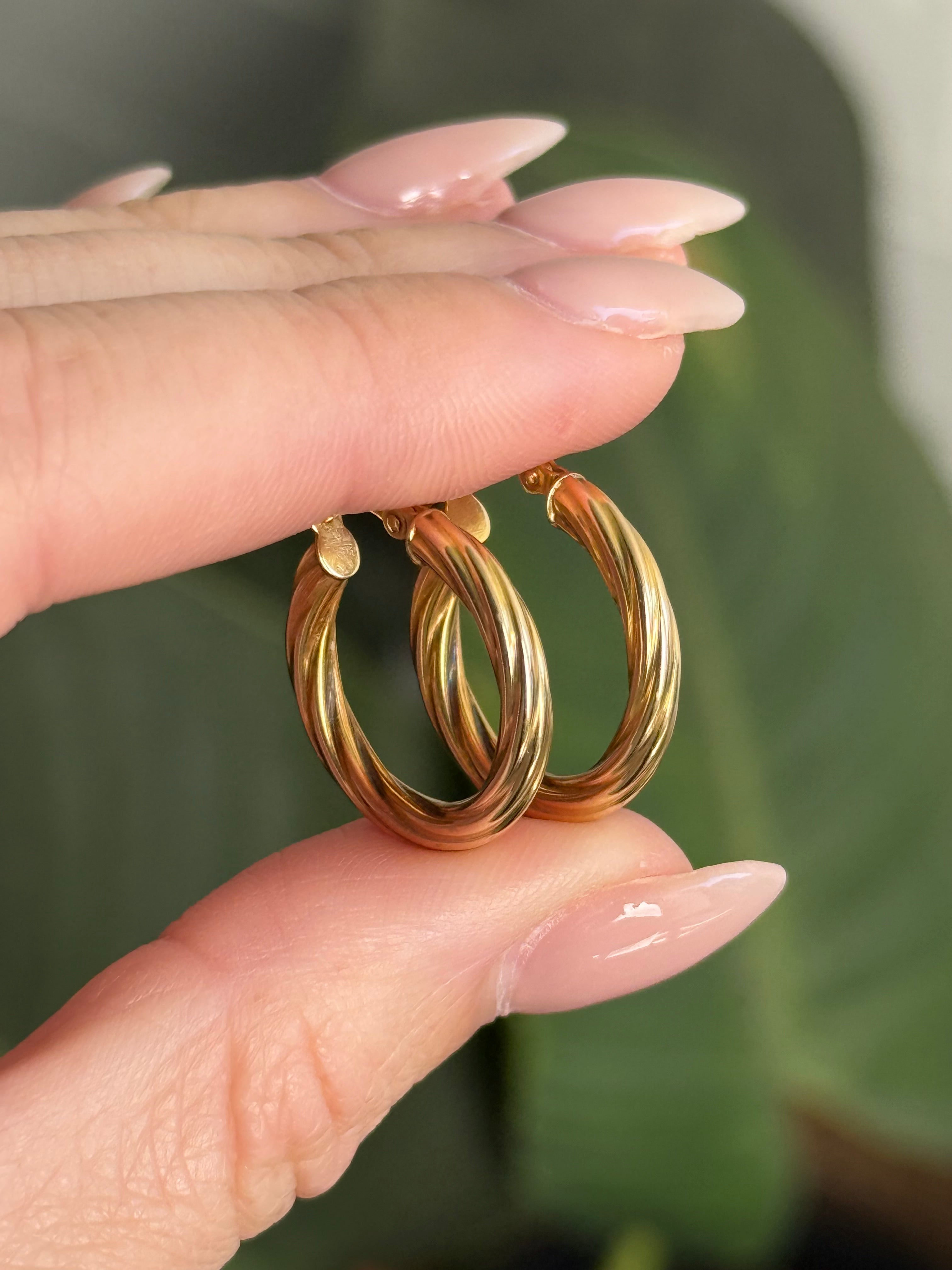 Italian Everyday Twist Hoops