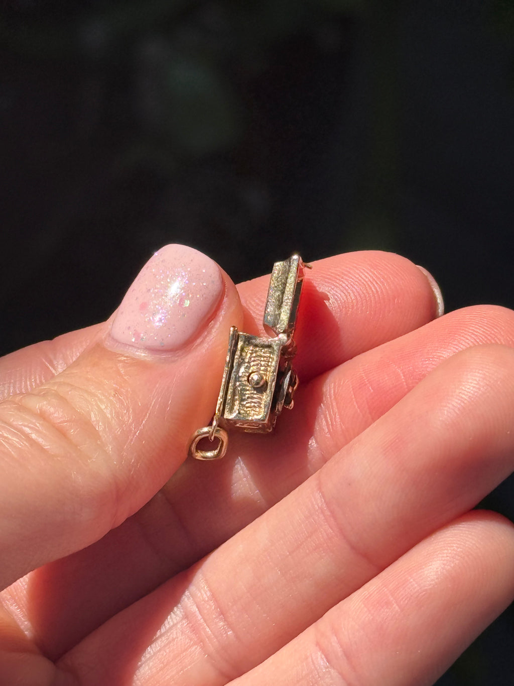 Articulated Record Player Charm