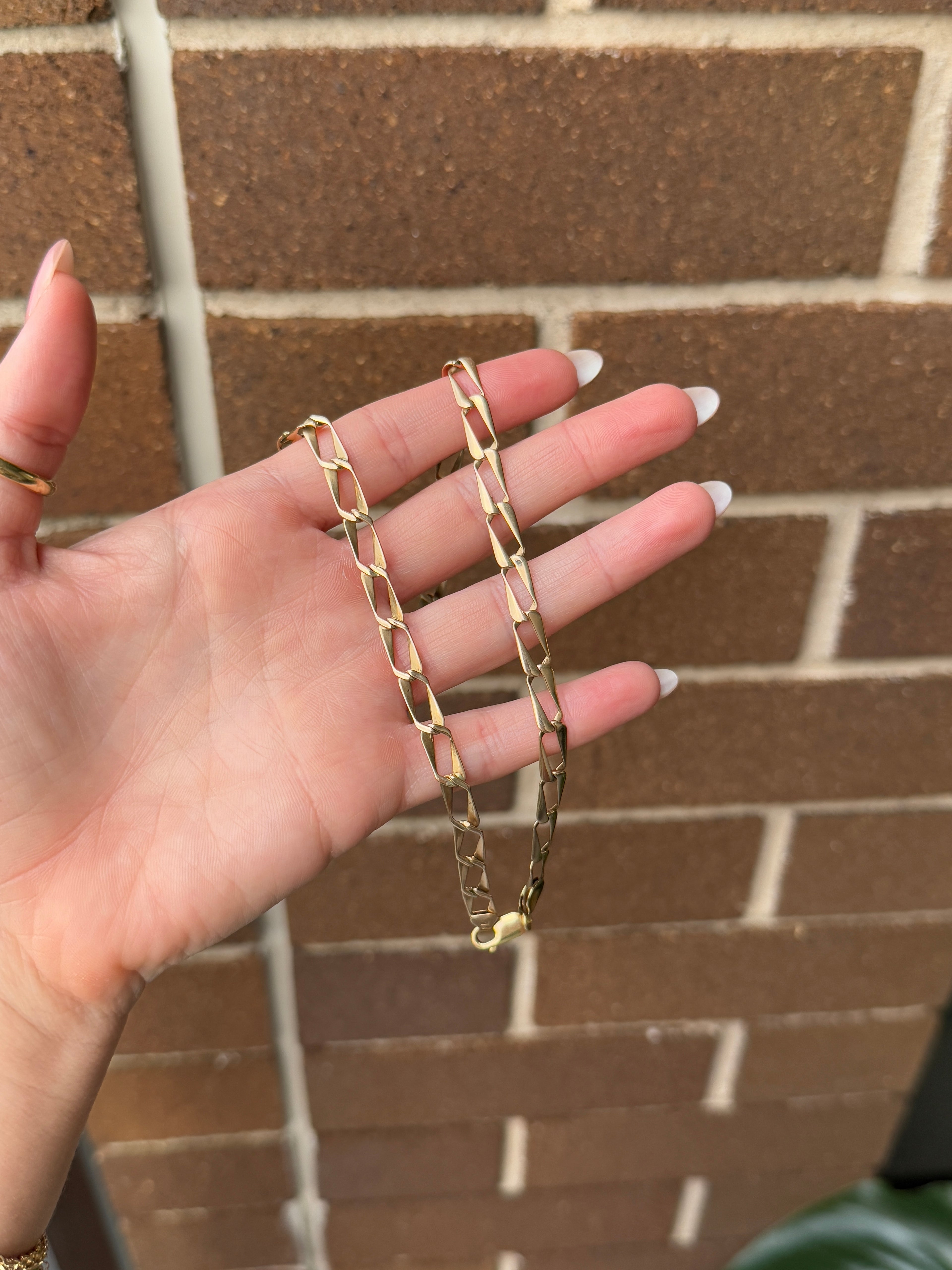 Solid Square Elongated Curb