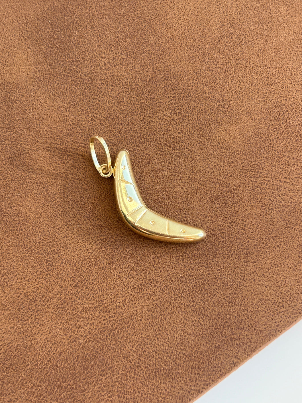 Boomerang Charm