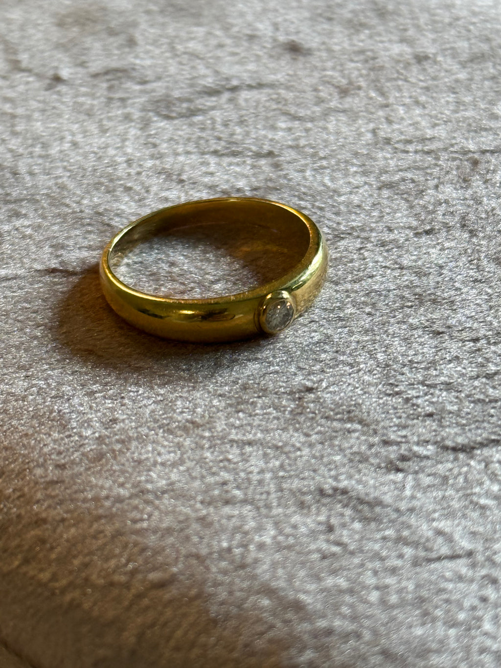 Solid Diamond Solitaire Band