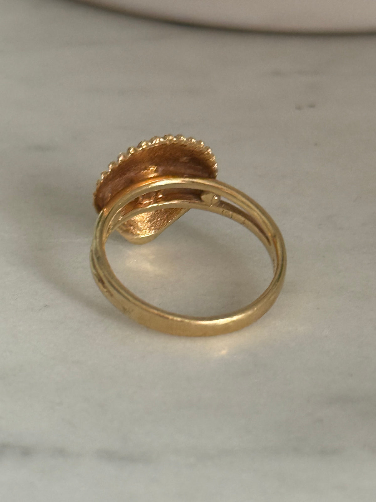14k Seashell Ring