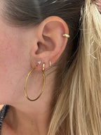Diva Whisper Hoops