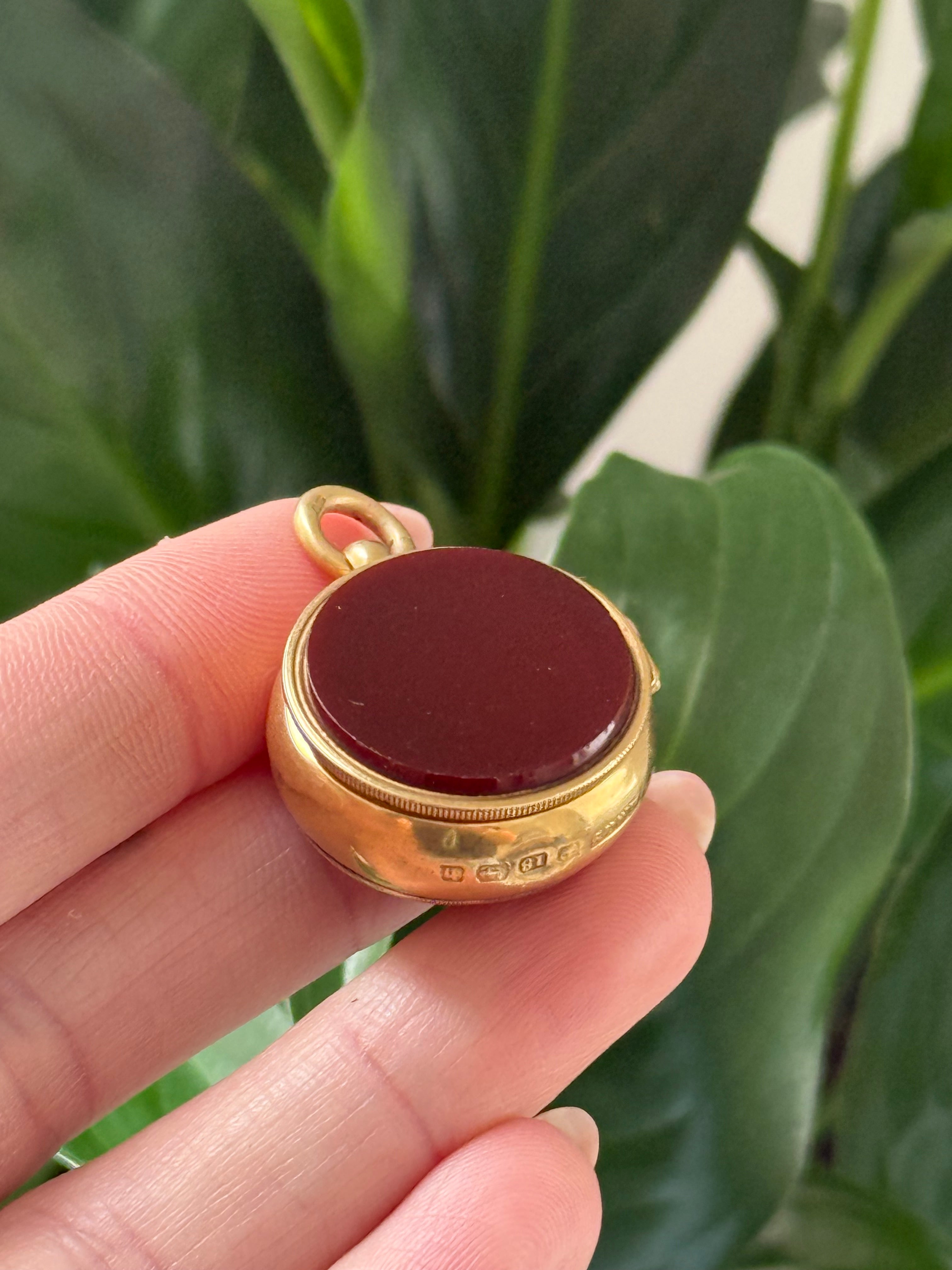 Antique 18k Rare Fob Locket