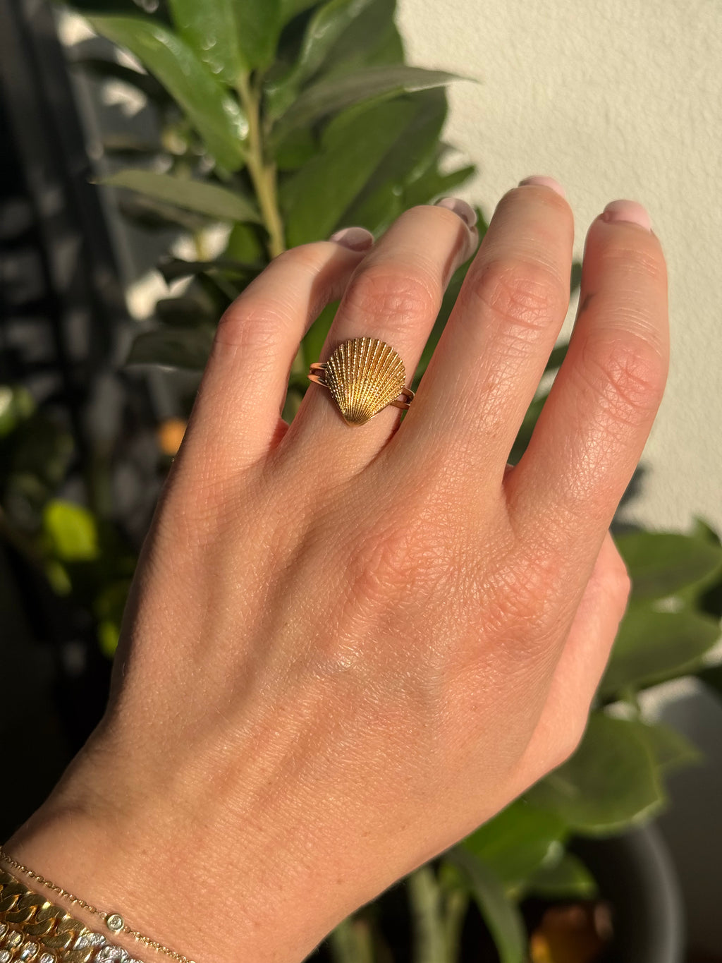 14k Seashell Ring