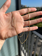 Solid Dainty Double Curb