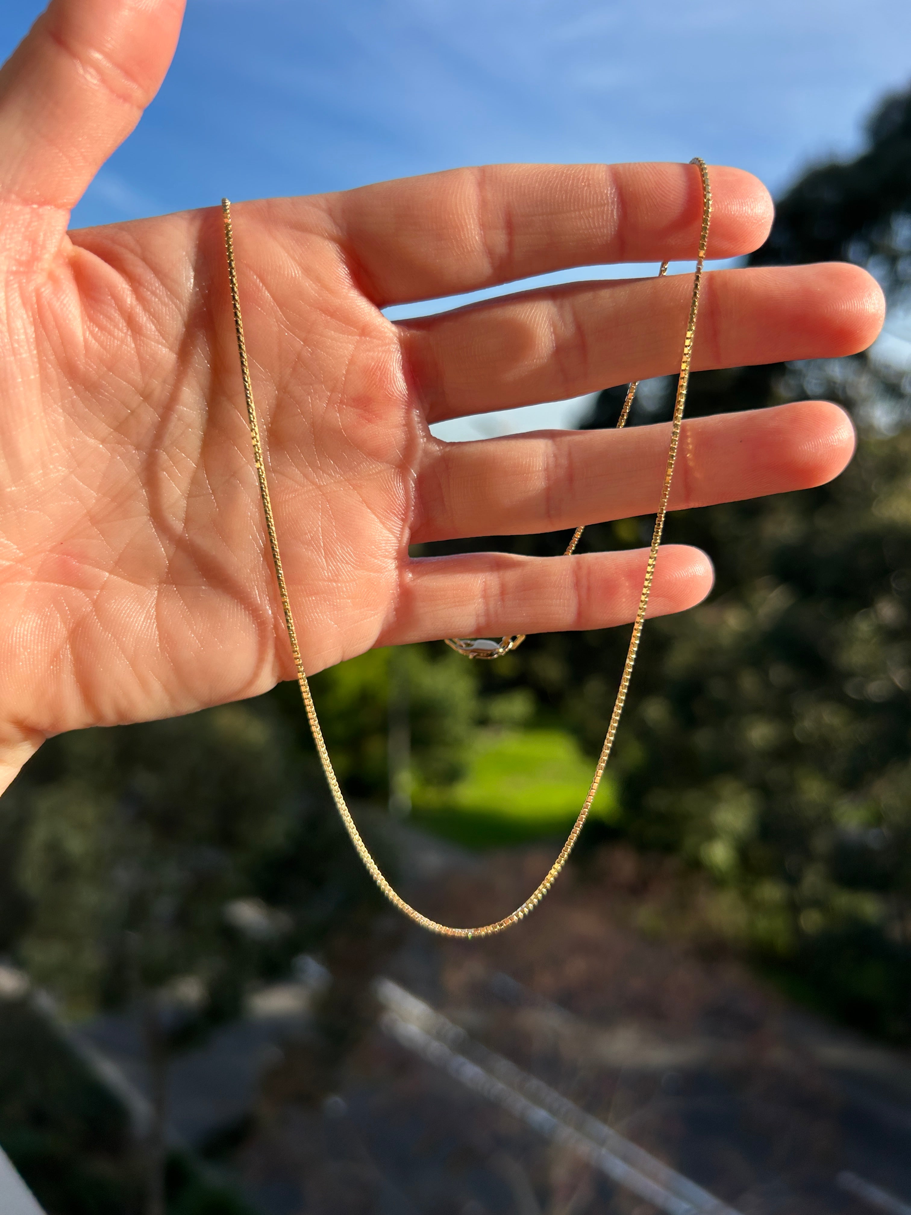 Shiny Solid Box Chain