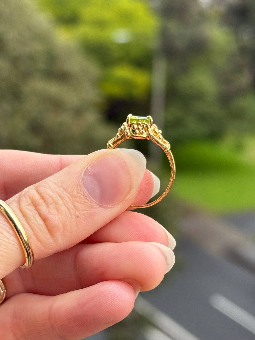 Peridot Flower Ring