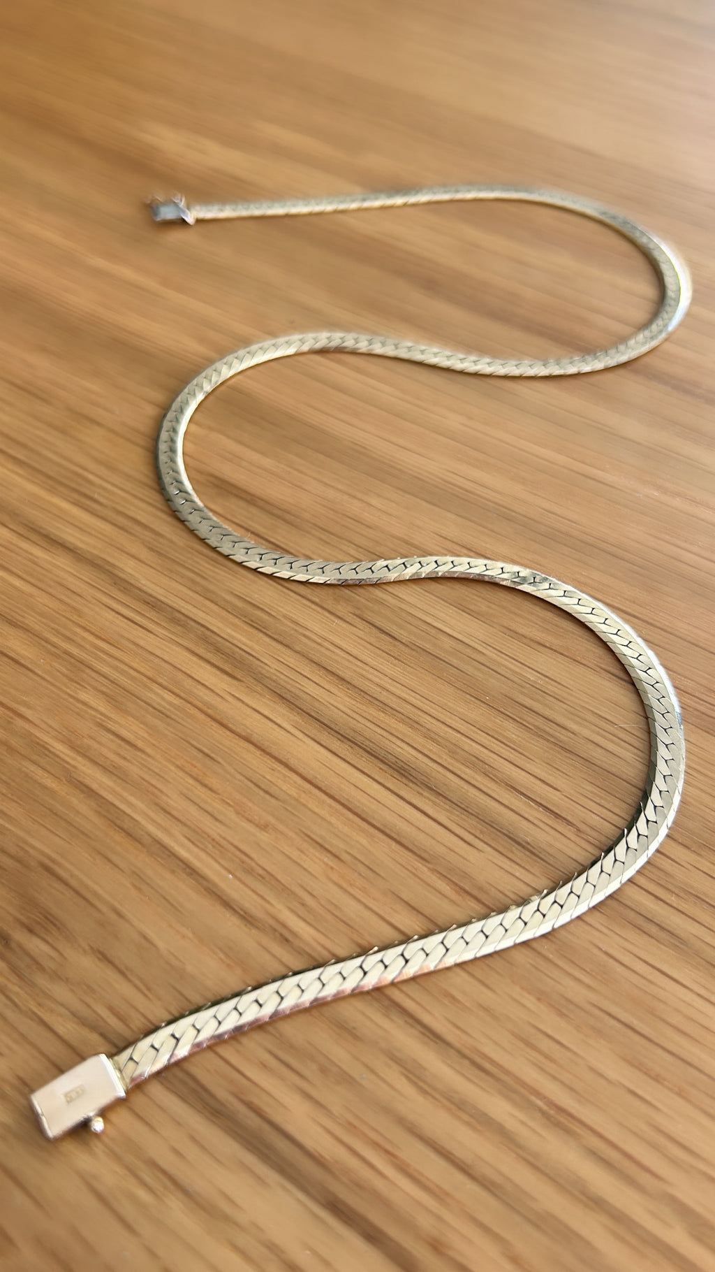 Vintage Solid Herringbone