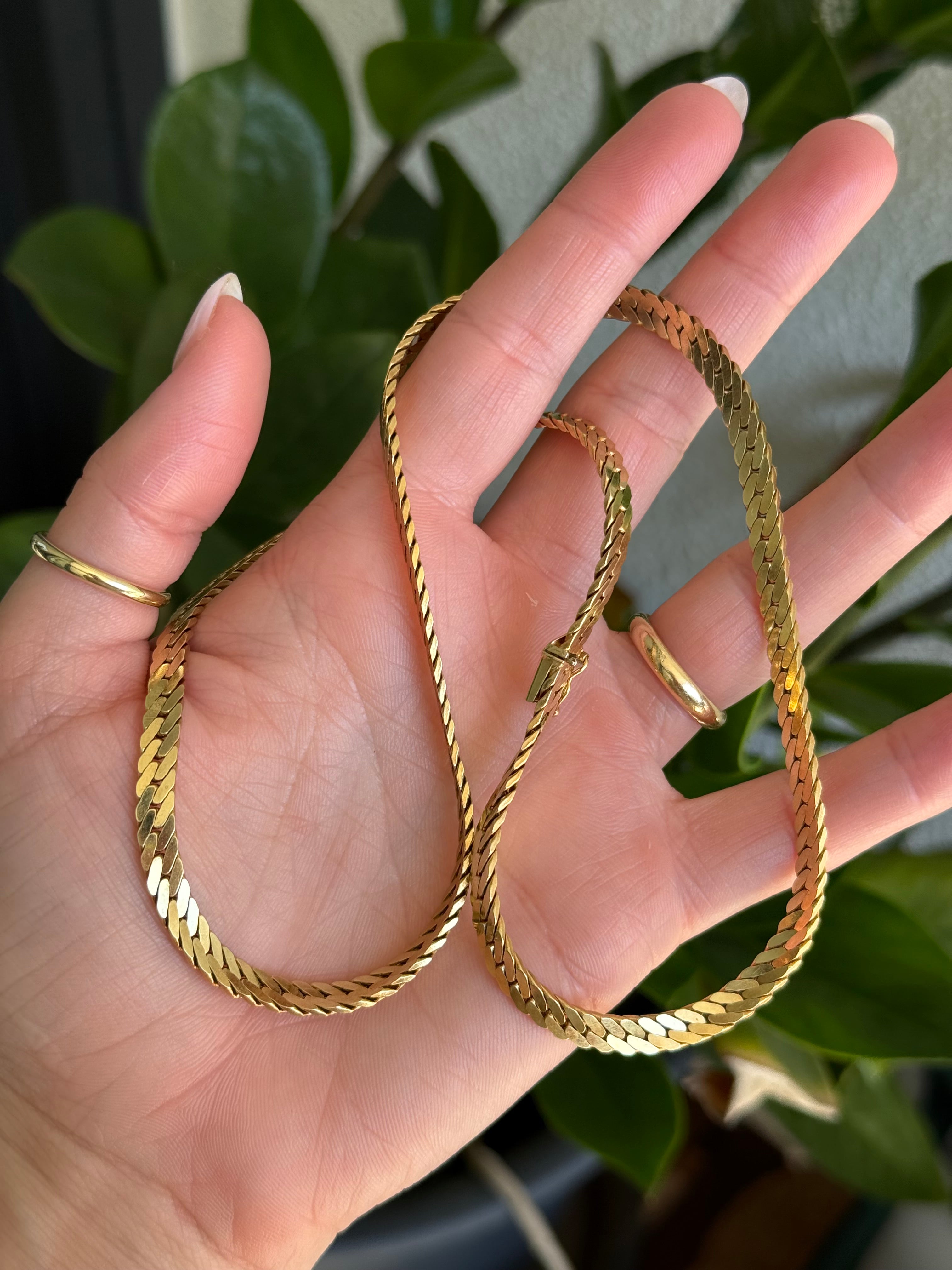 Solid Fishtail Curb Chain