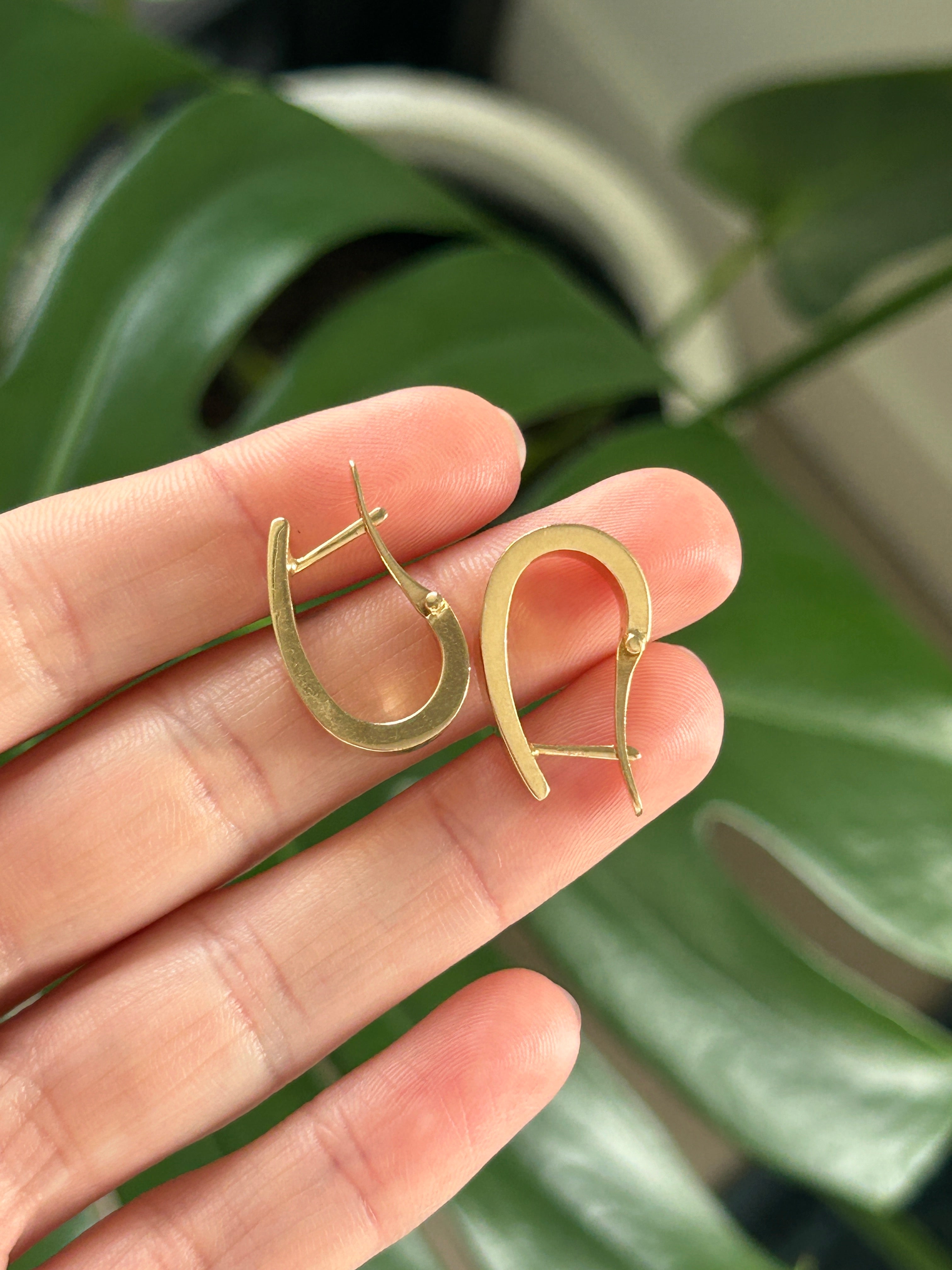 Teardrop Snap Earrings