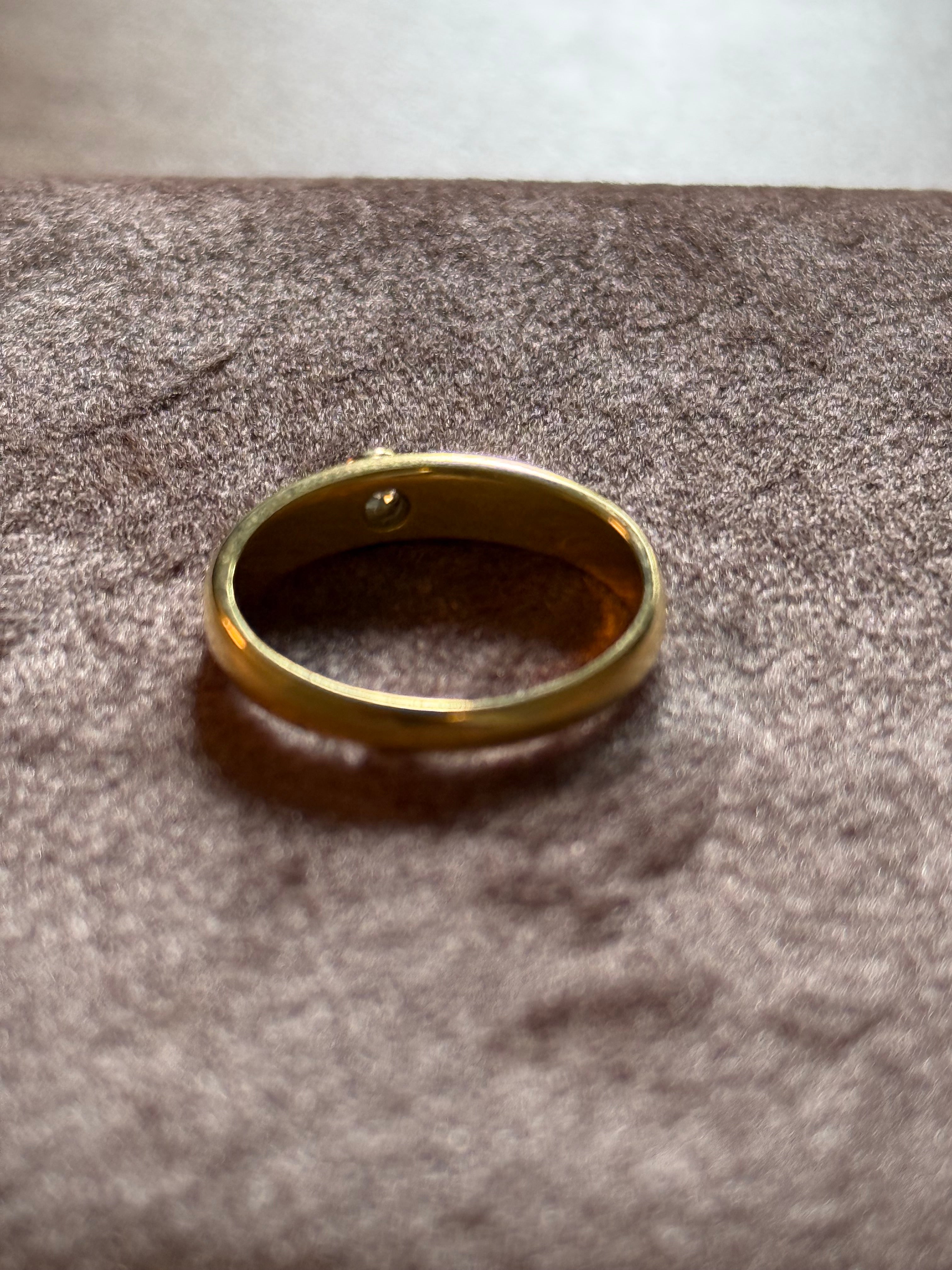 Solid Diamond Solitaire Band