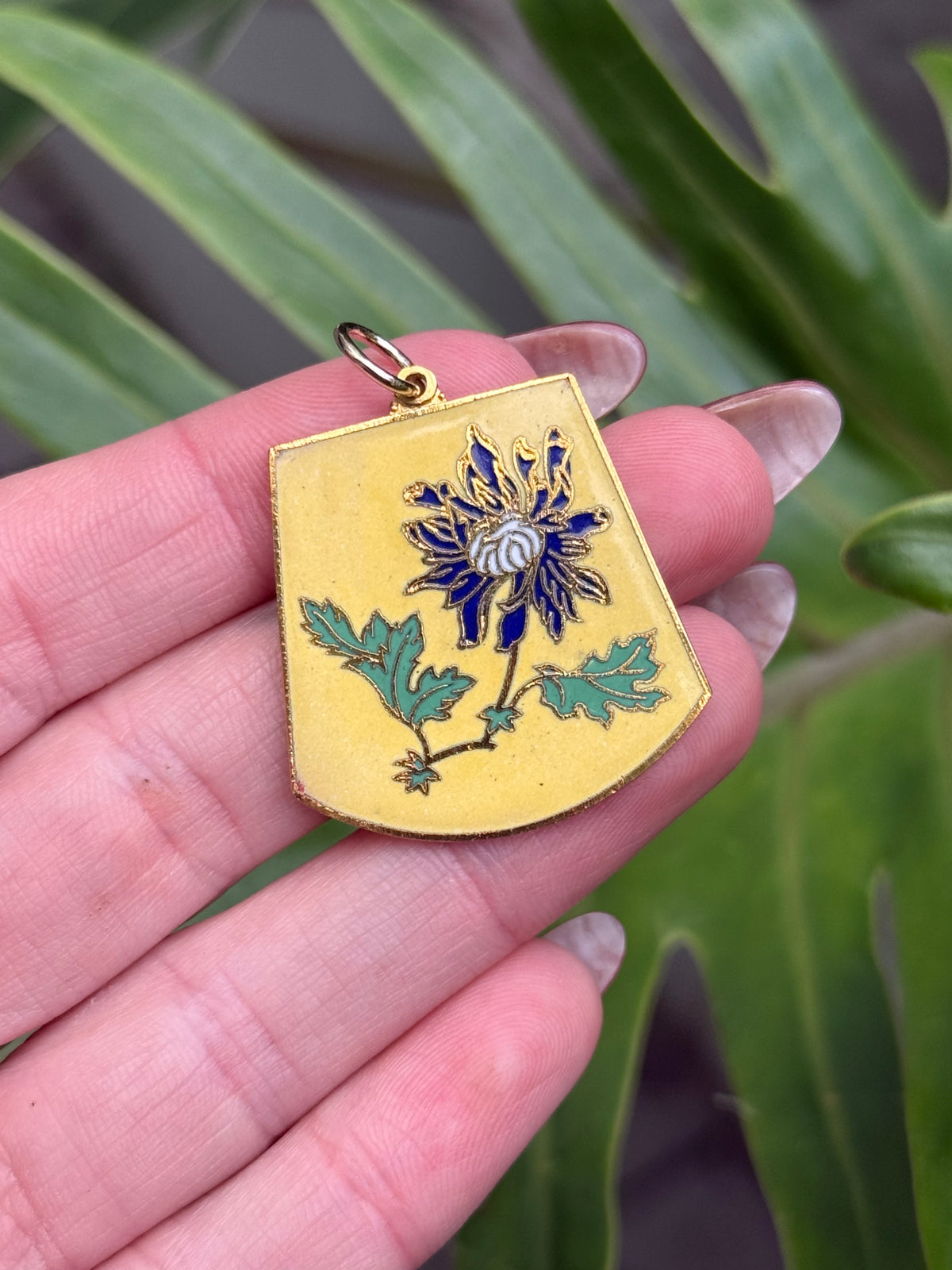 Yellow & Blue Chrysanthemum Pendant