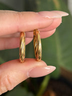 Italian Everyday Twist Hoops