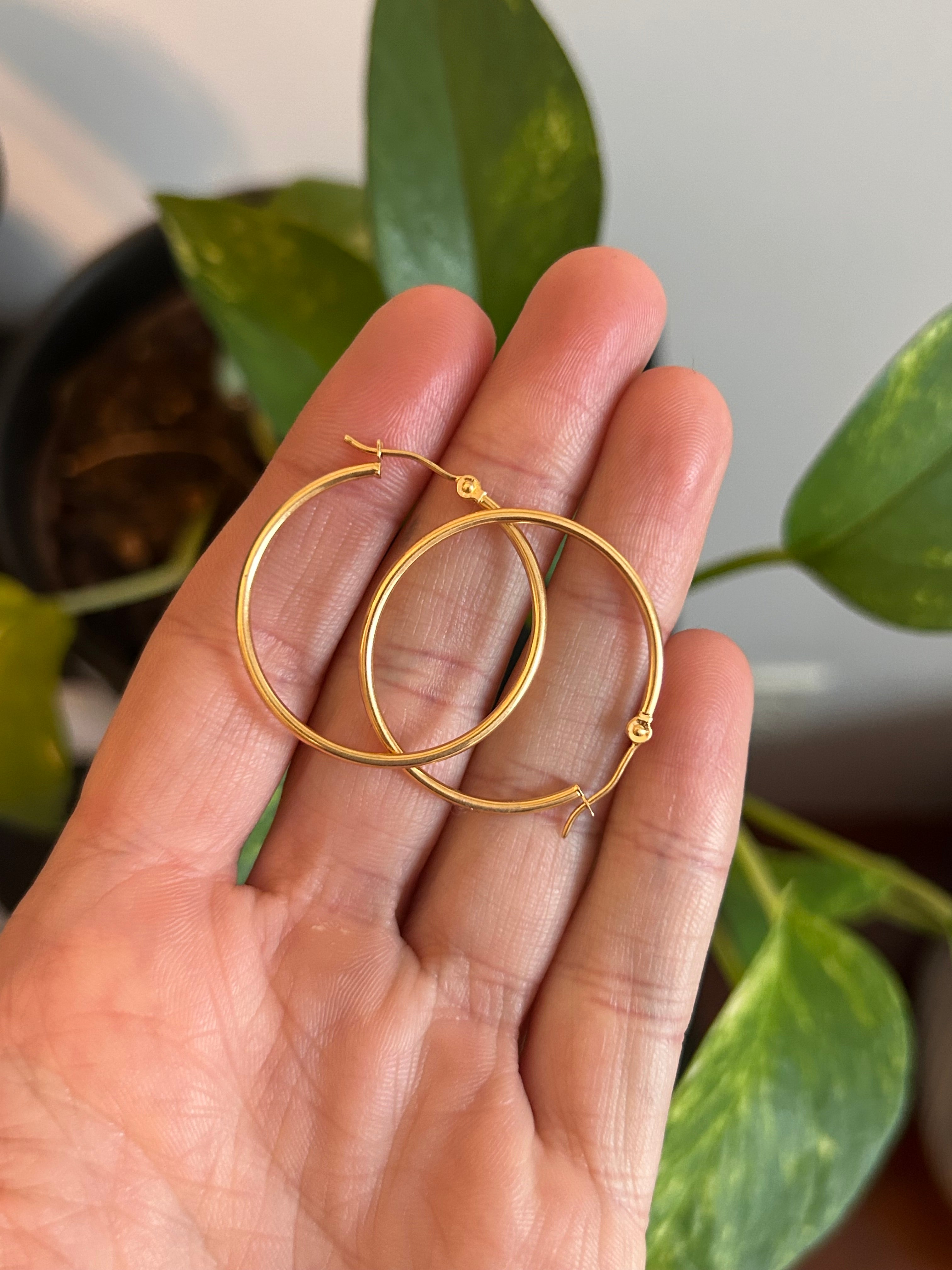 Medium Whisper Hoops