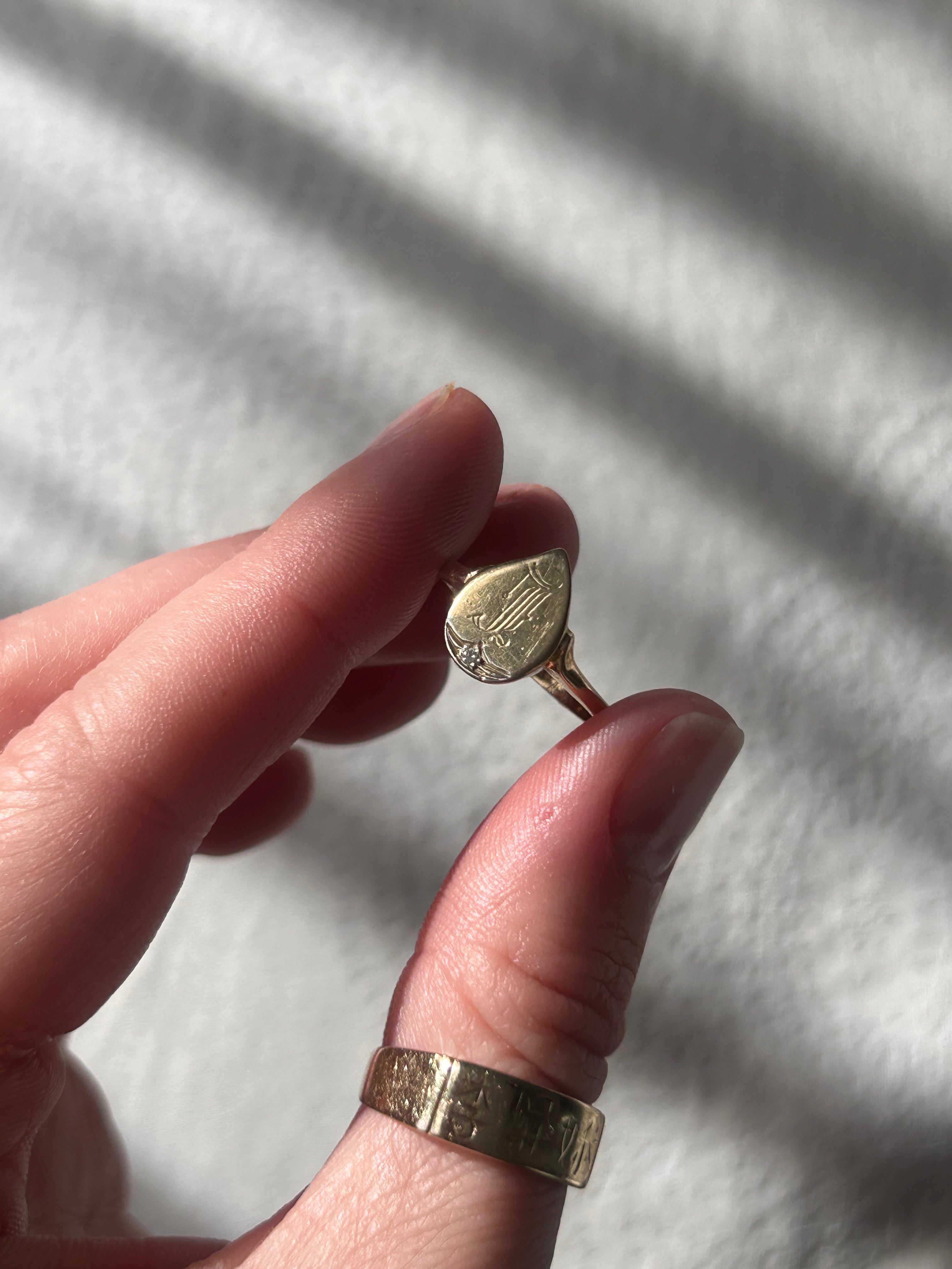 Teardrop Signet Ring