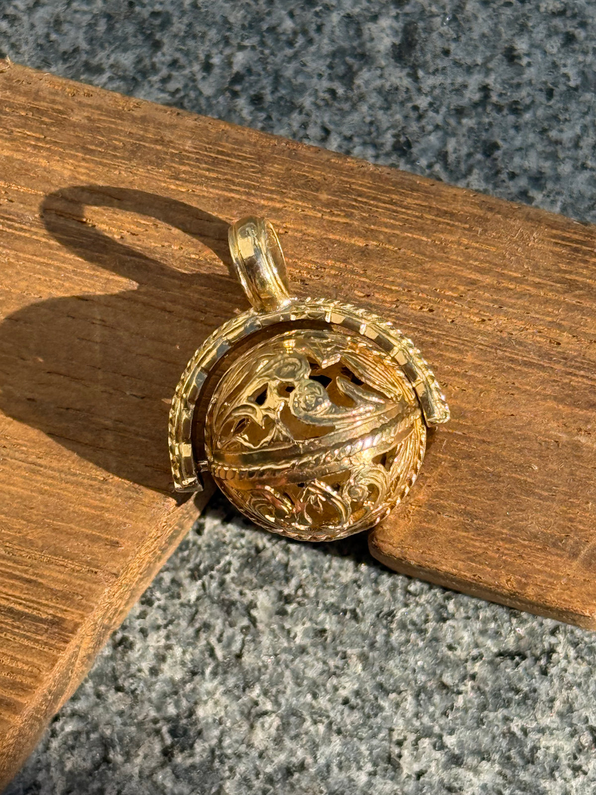 Antique Filigree Spinner Orb