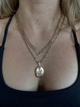 Load image into Gallery viewer, Floral Locket
