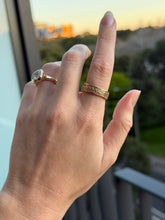 Load image into Gallery viewer, Woven Cigar band
