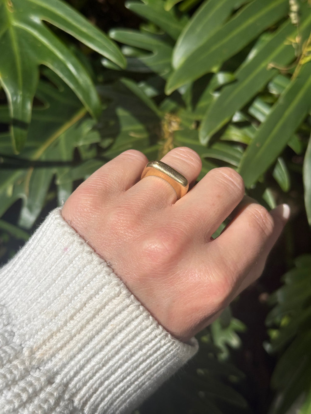 14k Square Band