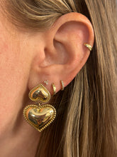 Load image into Gallery viewer, Sweetheart Earrings
