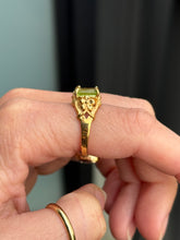 Load image into Gallery viewer, Peridot Flower Ring
