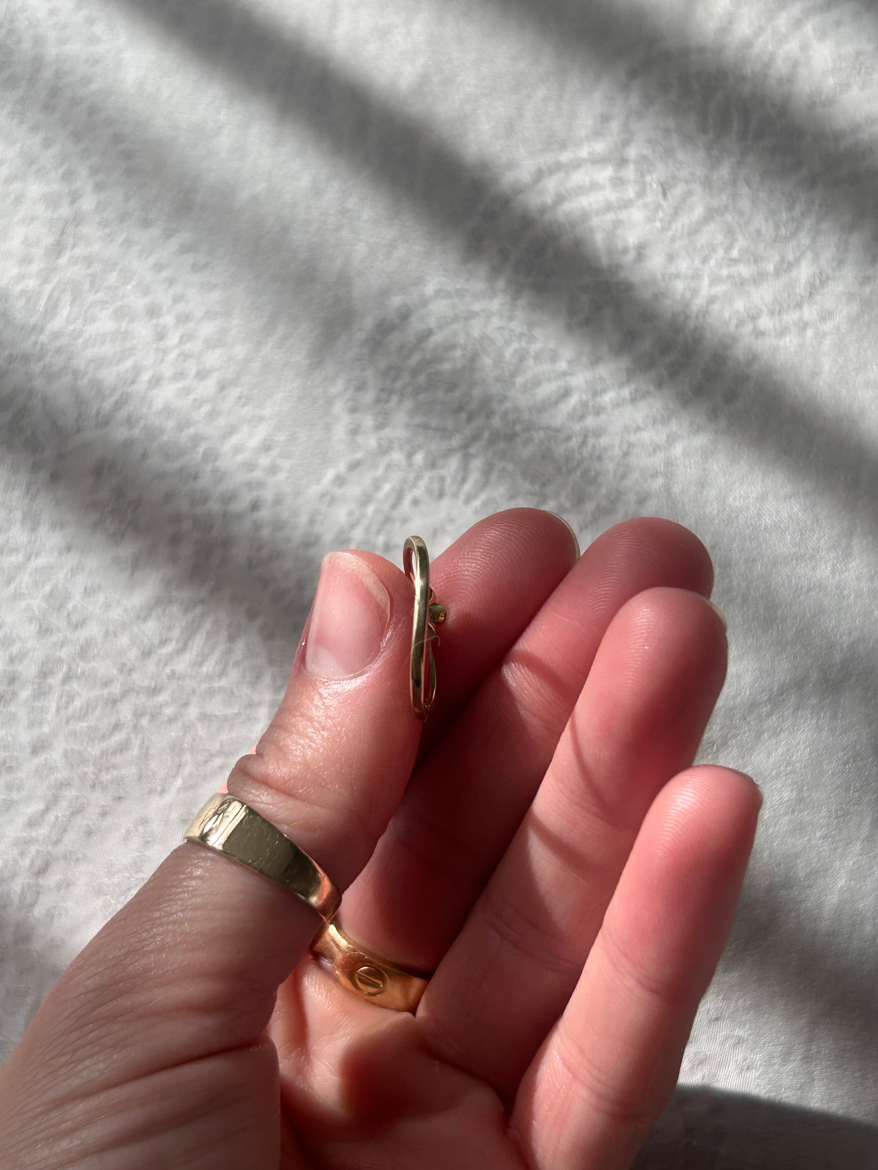 Dainty Flower Ring