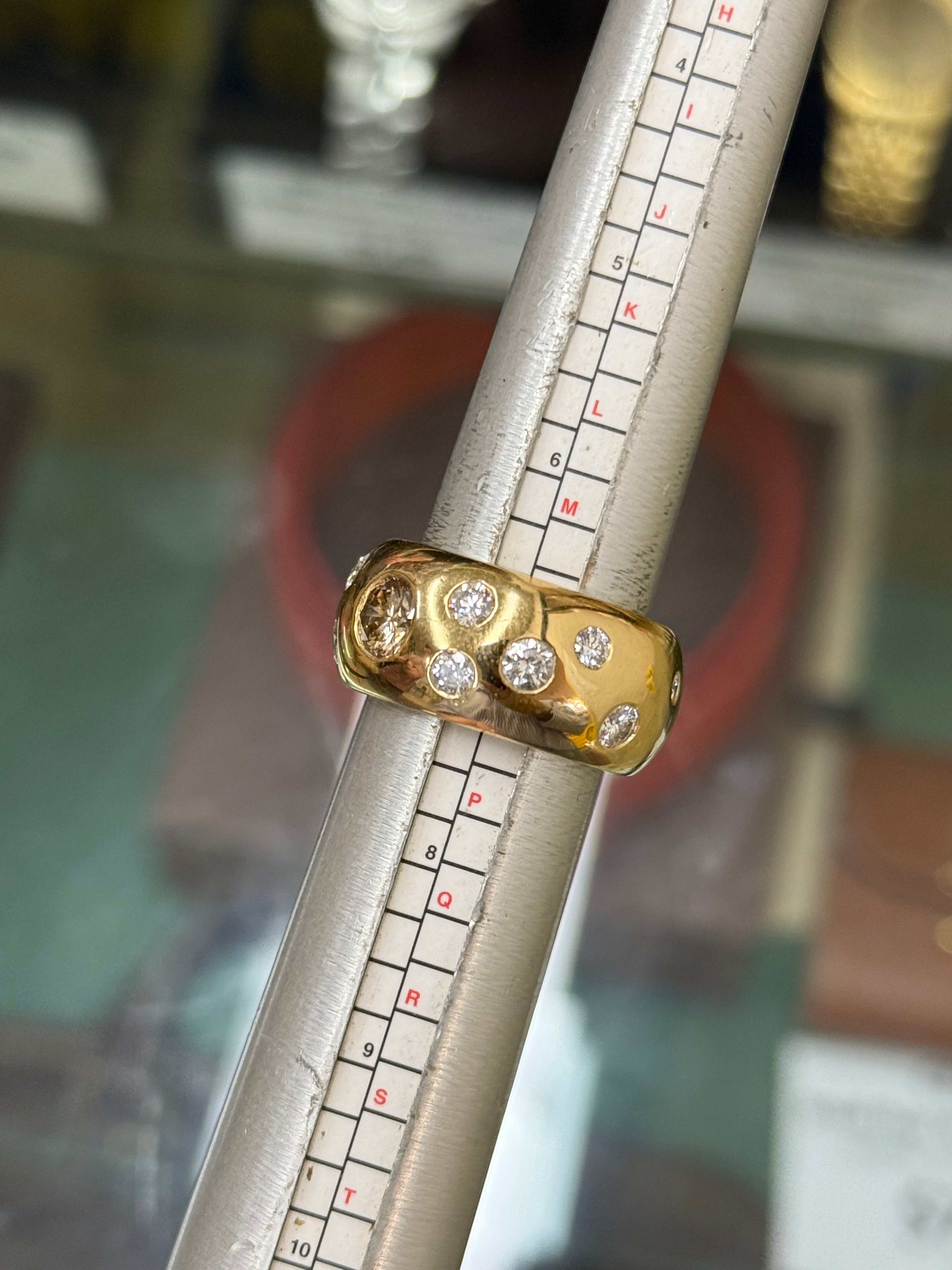 Solid Chunky Diamond Cluster Donut Band