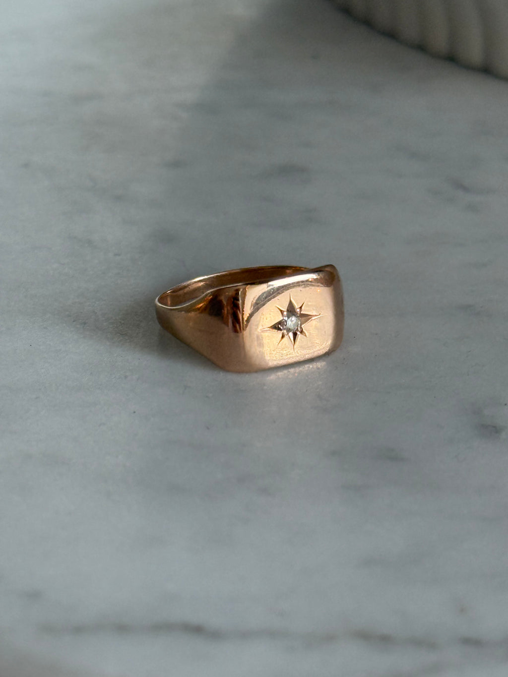 Antique Starburst Signet