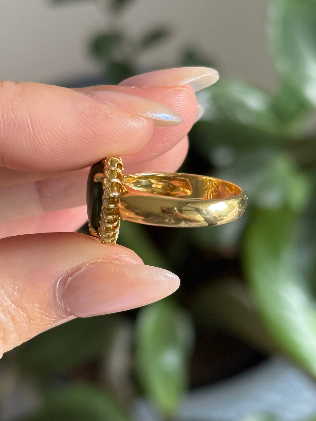 Emerald Cabochon Diamond Heart Ring