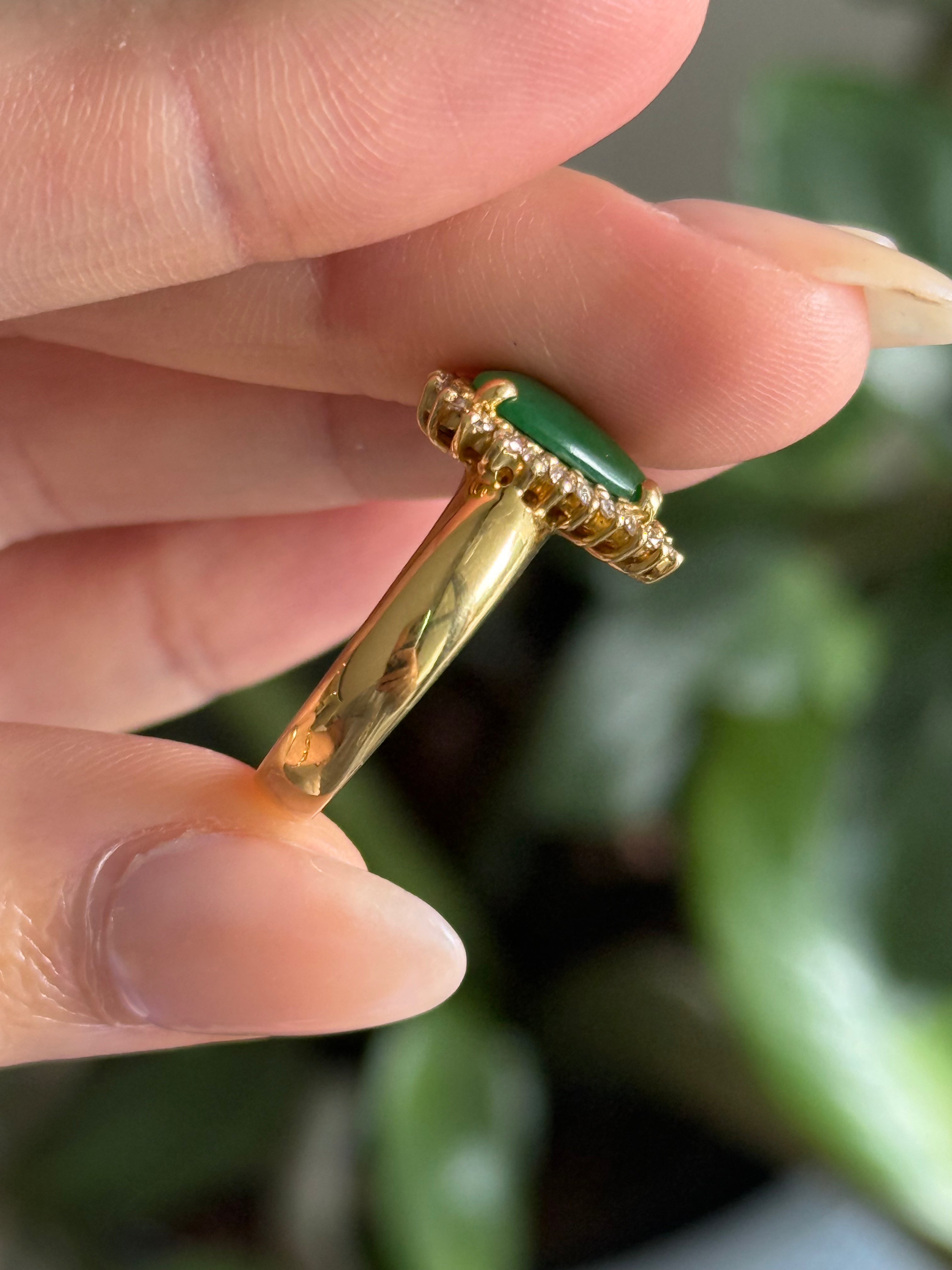 Emerald Cabochon Diamond Heart Ring