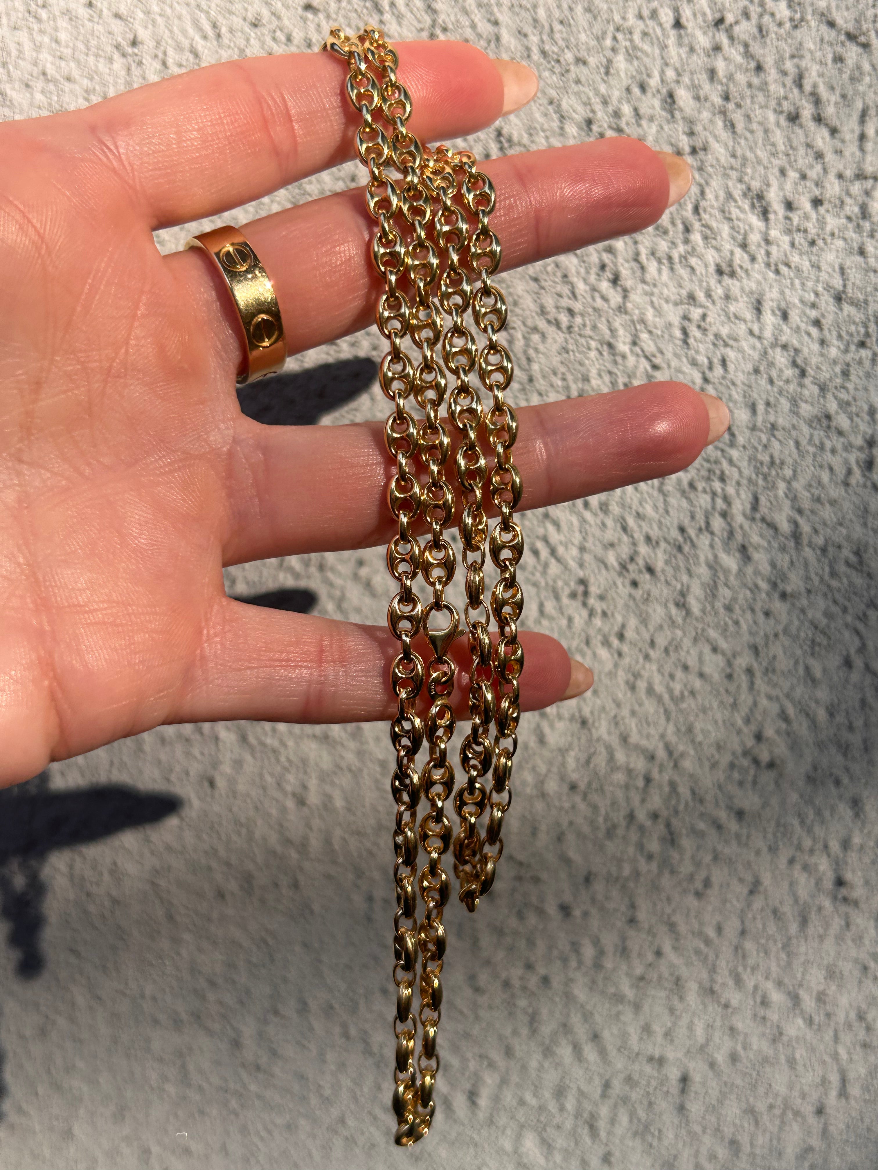 Long Puffy Gucci Chain