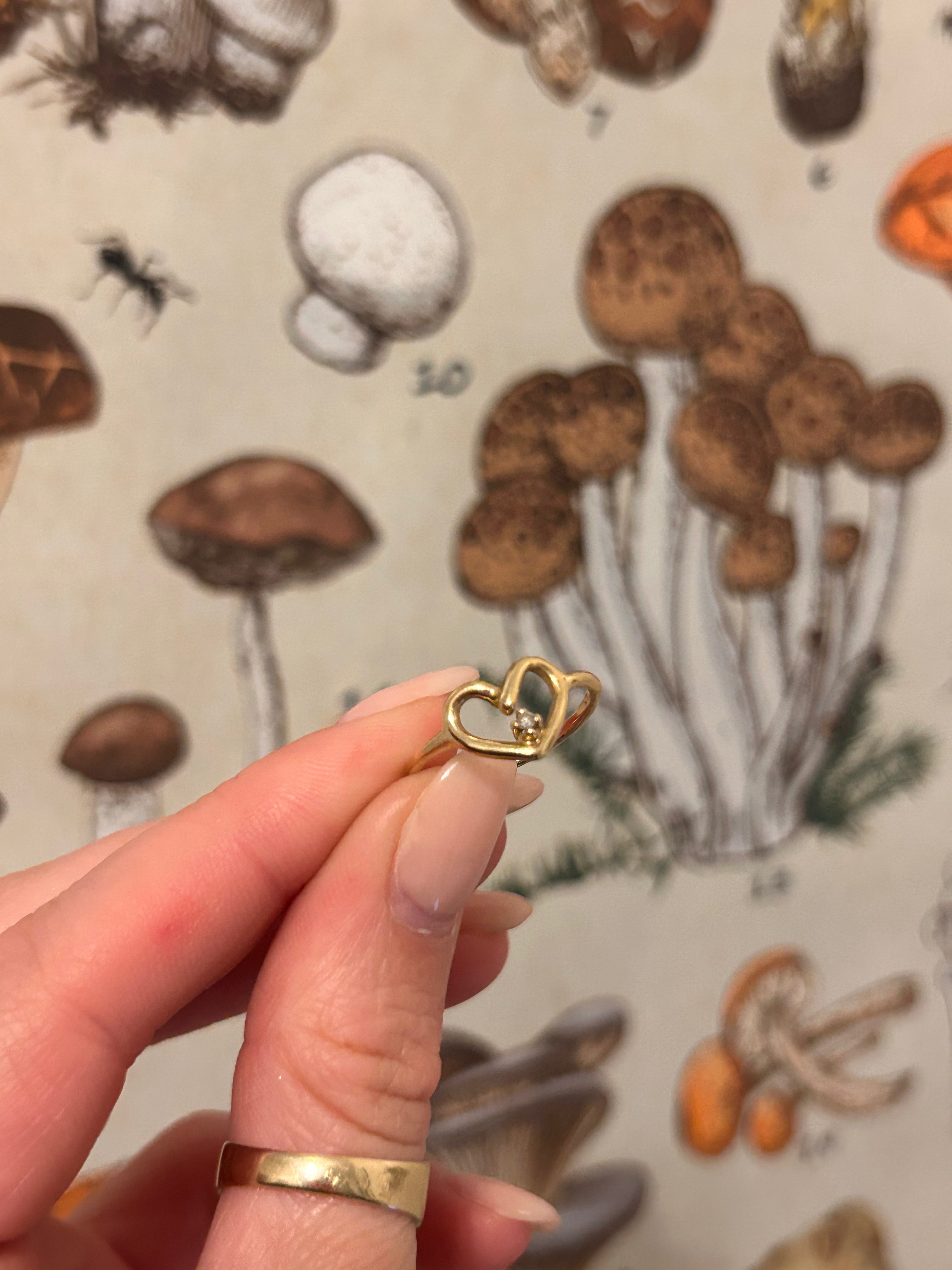 Dainty Heart Diamond Ring