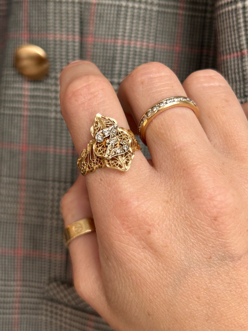 Z diamond Ornate Ring