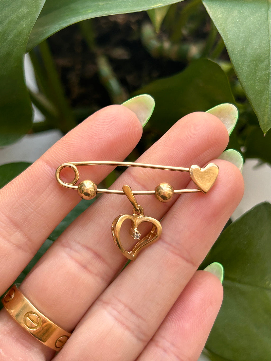 Heart Safety Pin