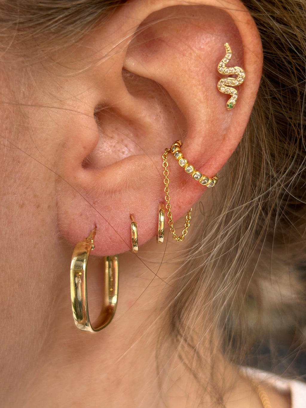Medium Square Hoops