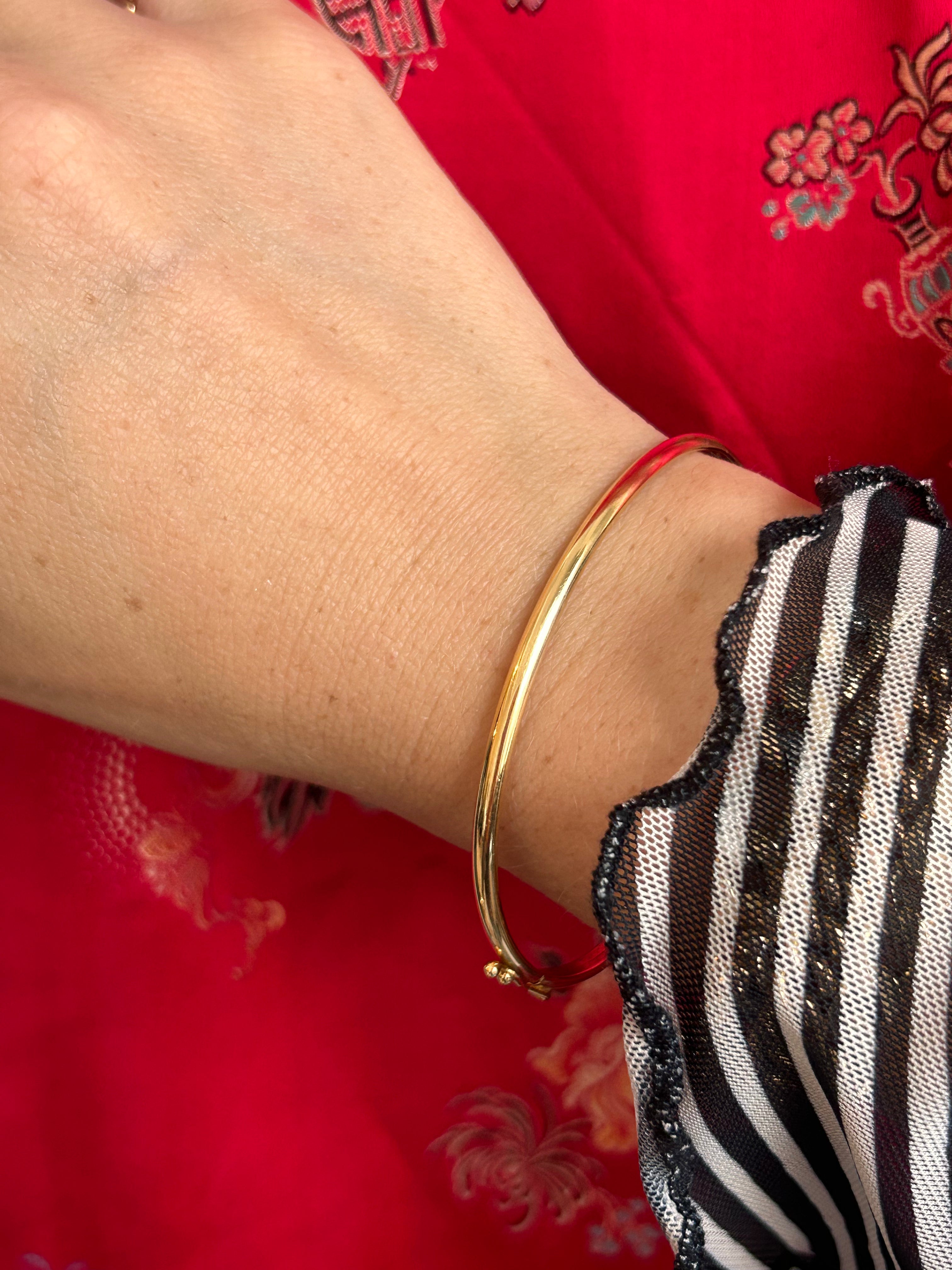 Dainty Bangle