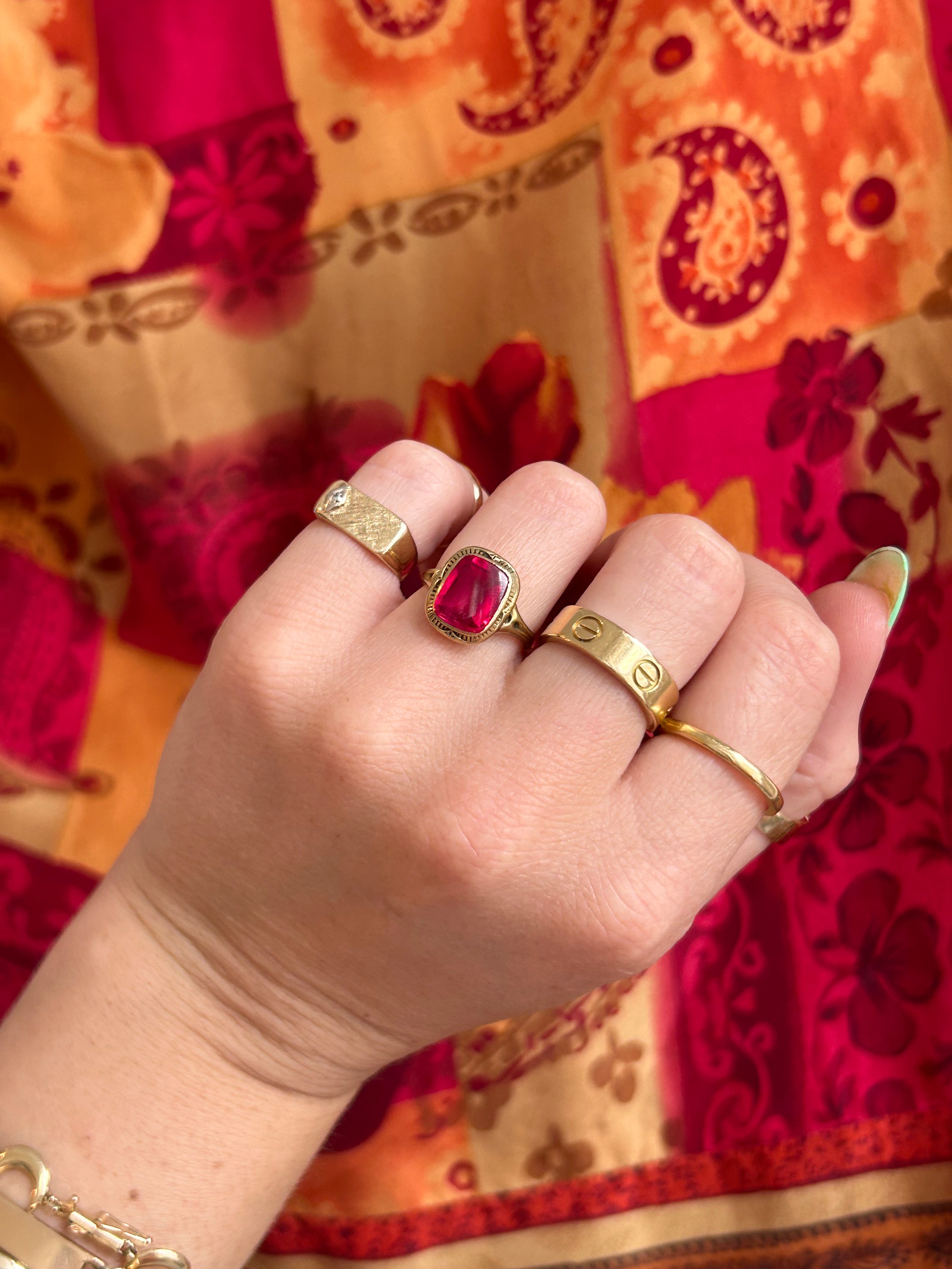 Spinel Fuchsia Antique Ring