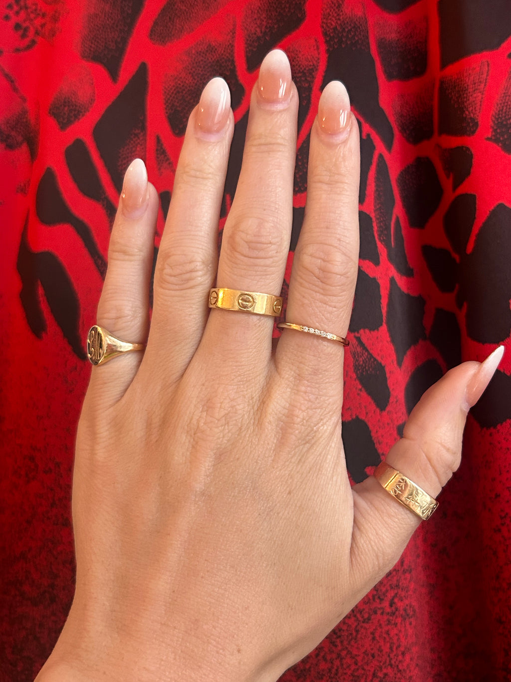 Whisper diamond band