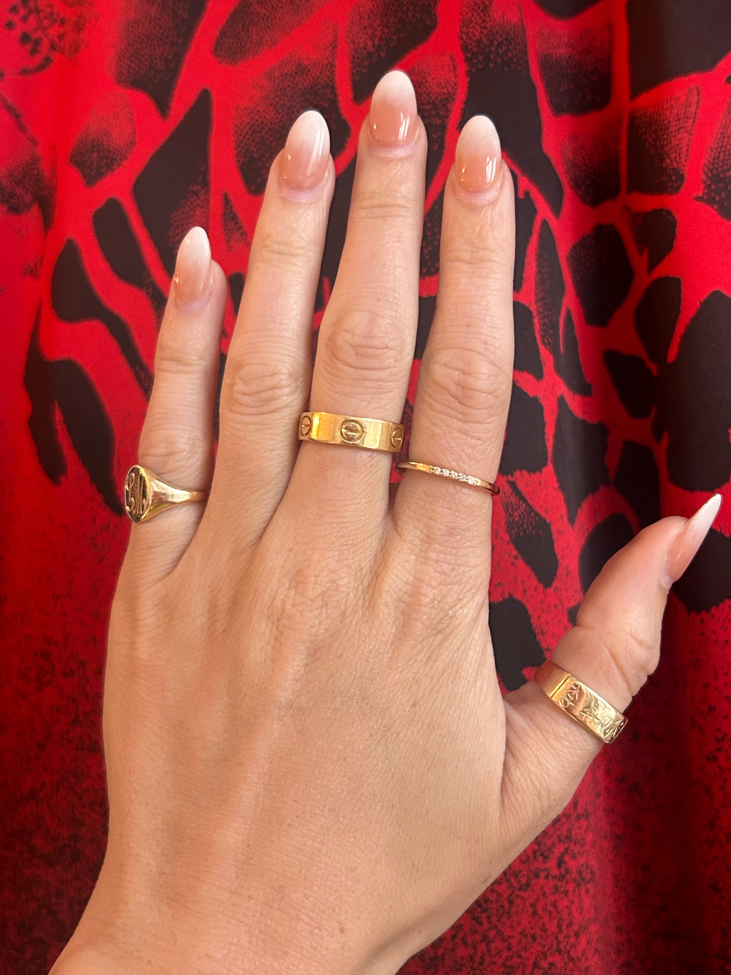 Whisper diamond band