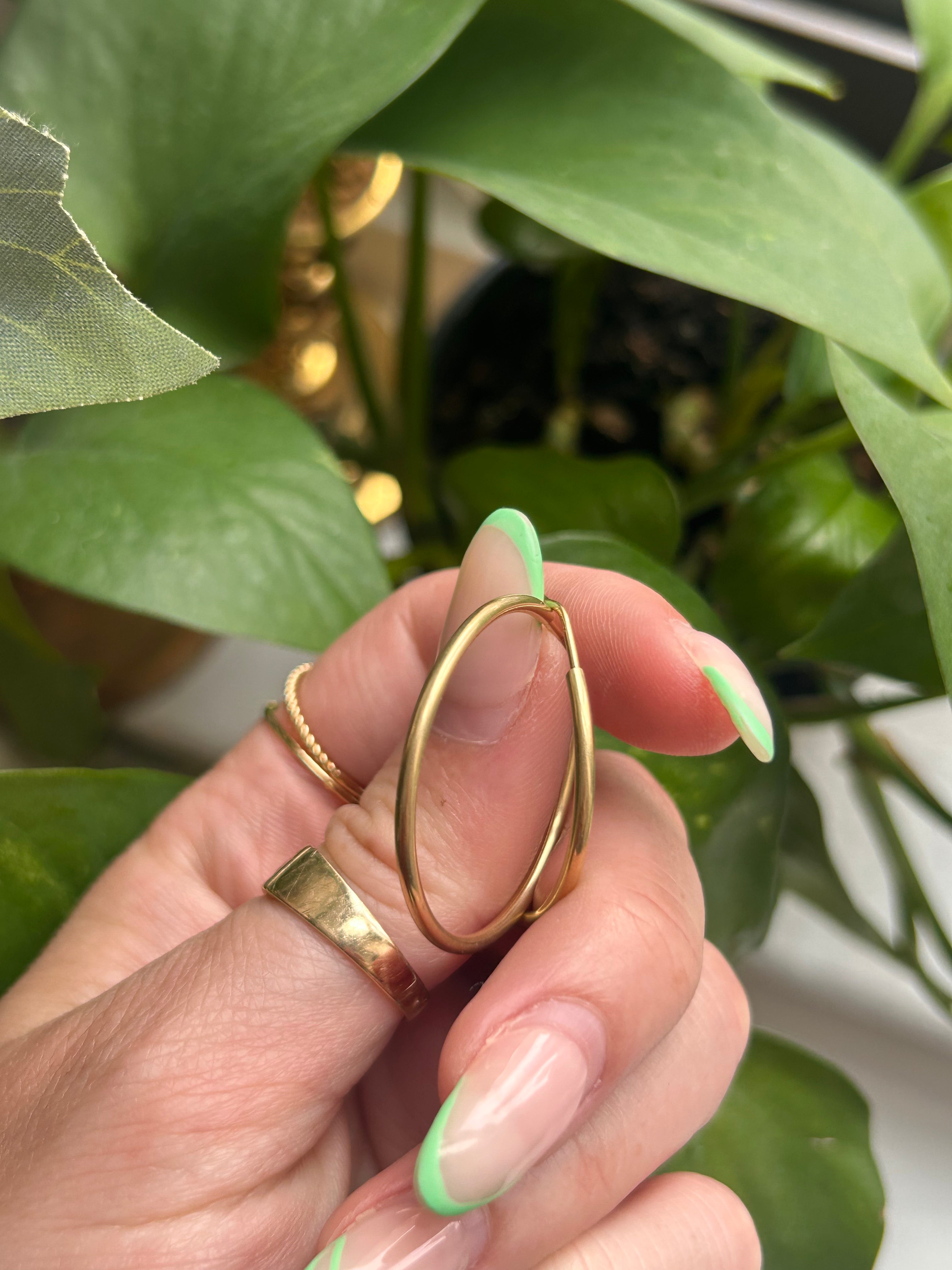 Thread Whisper Hoops