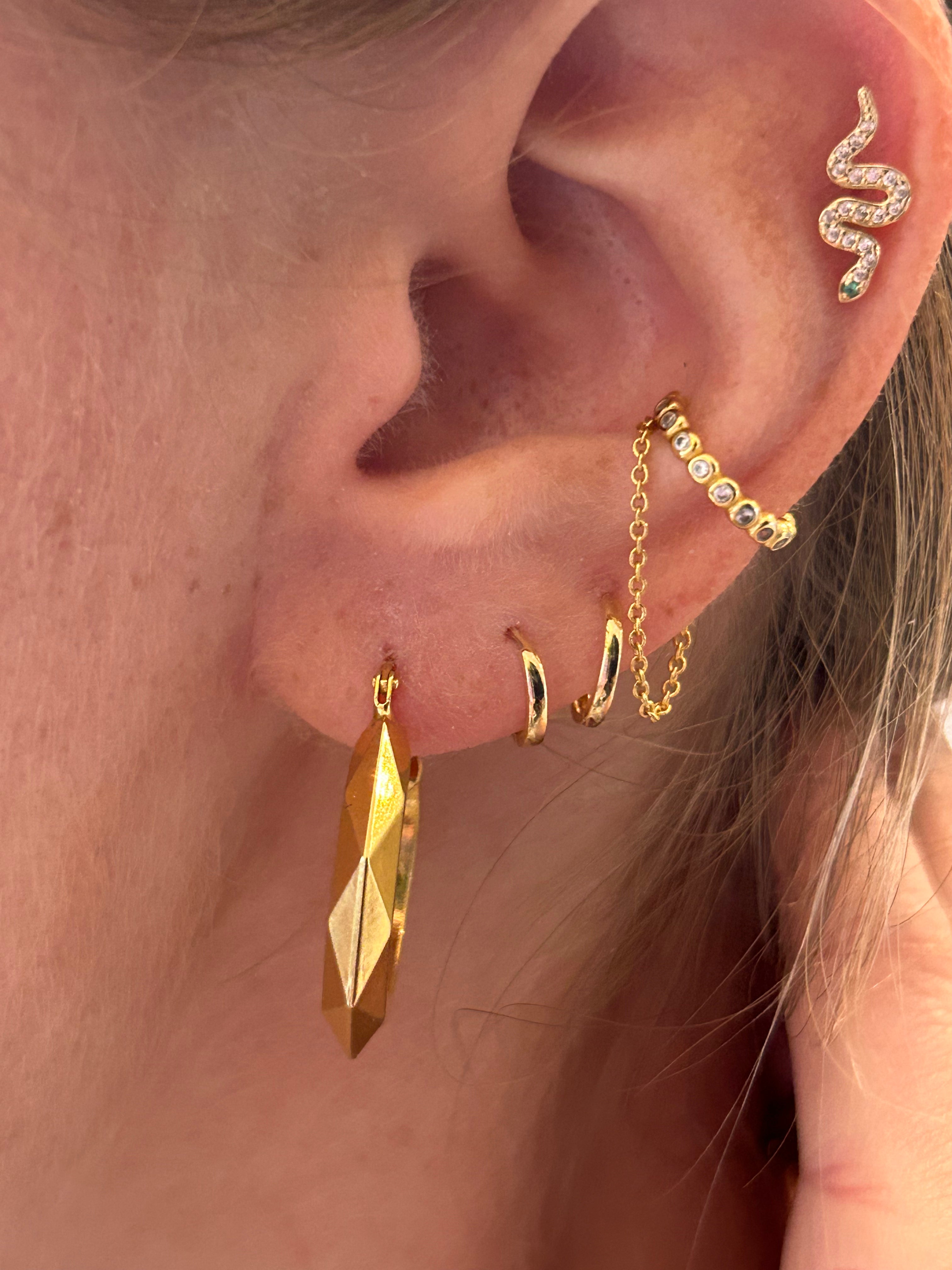 Geometric Hoops