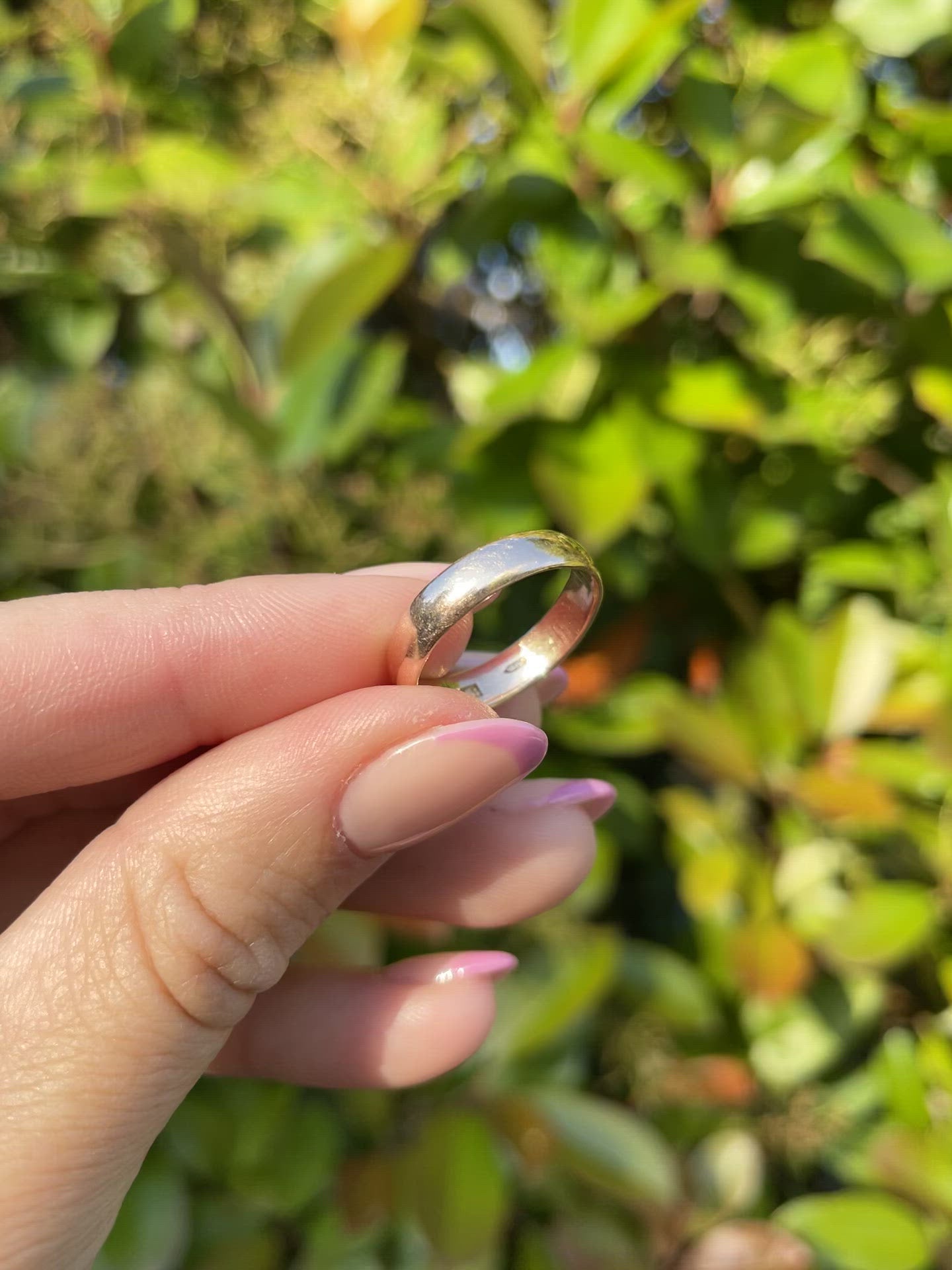 Vintage rose gold band, size 6