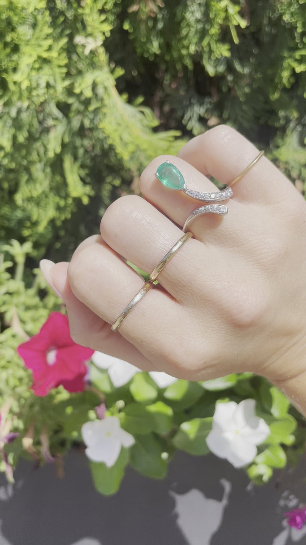 Emerald Snake Ring