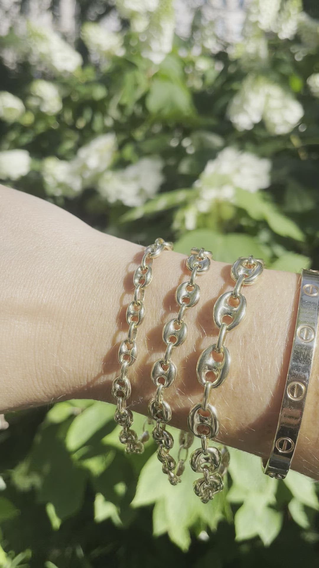 Large Gucci Link Bracelet