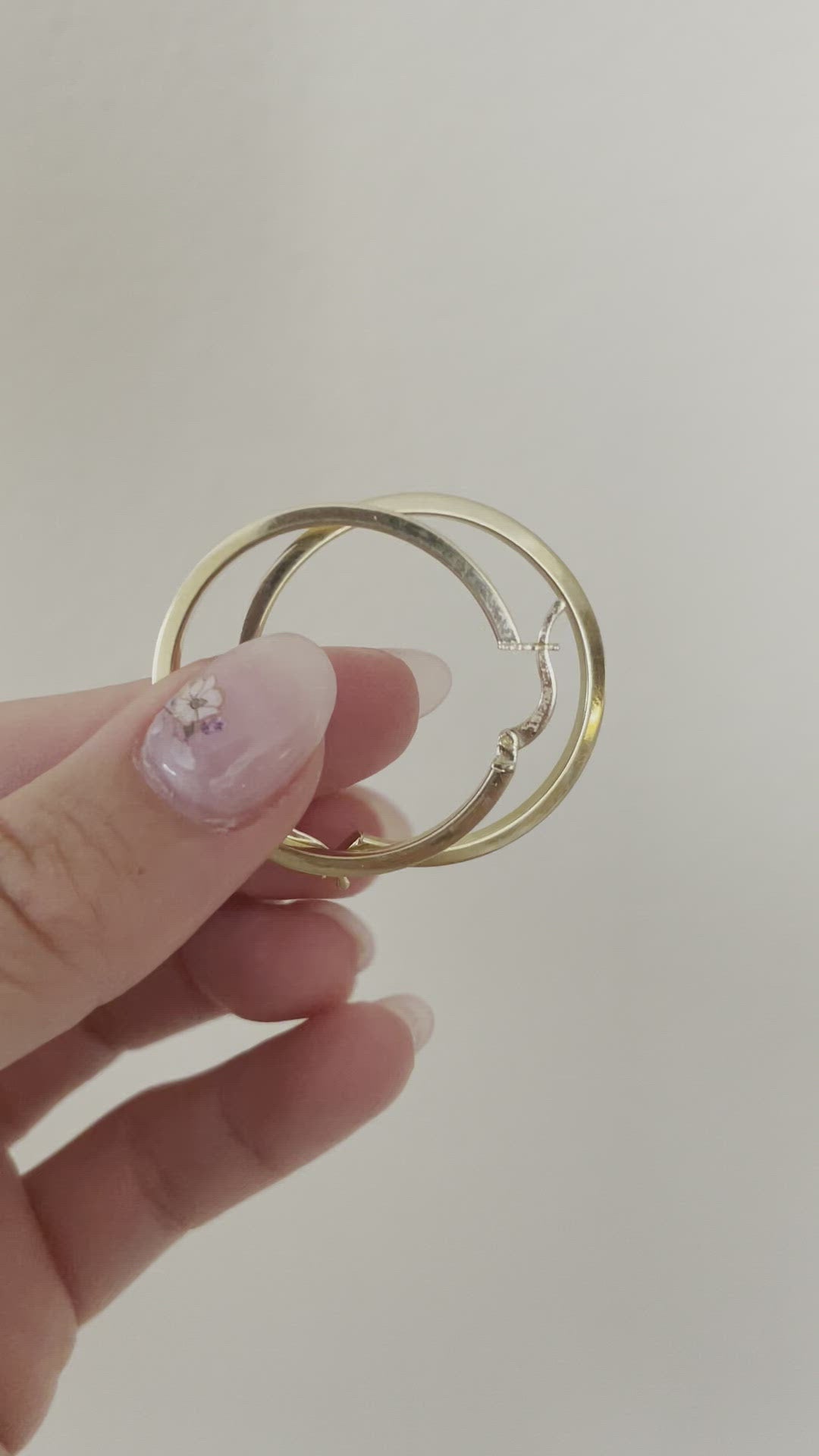 Square rounded large hoops